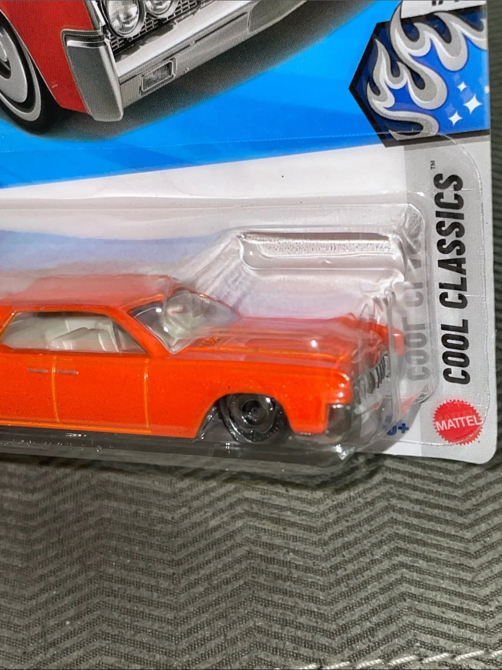 Hot Wheels Classic Red '65 Lincoln Continental Toy Car